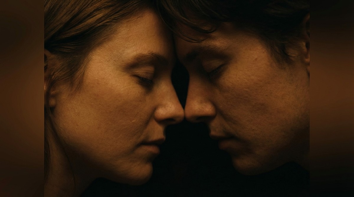 Couple touching foreheads in an intimate emotional moment showing deep connection